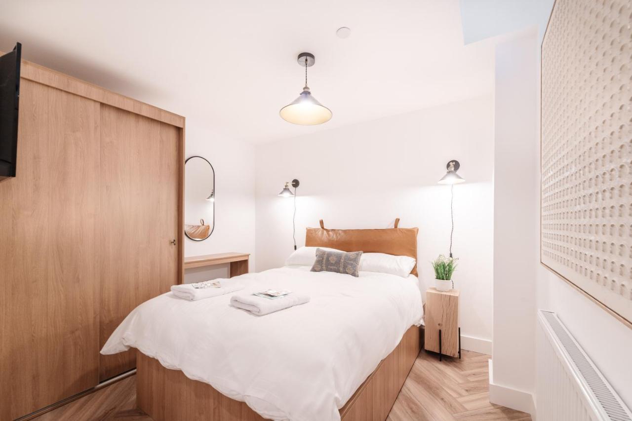 Royal House Stylish Apartments - Chester Buitenkant foto