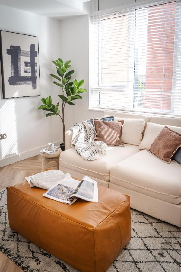 Royal House Stylish Apartments - Chester Buitenkant foto