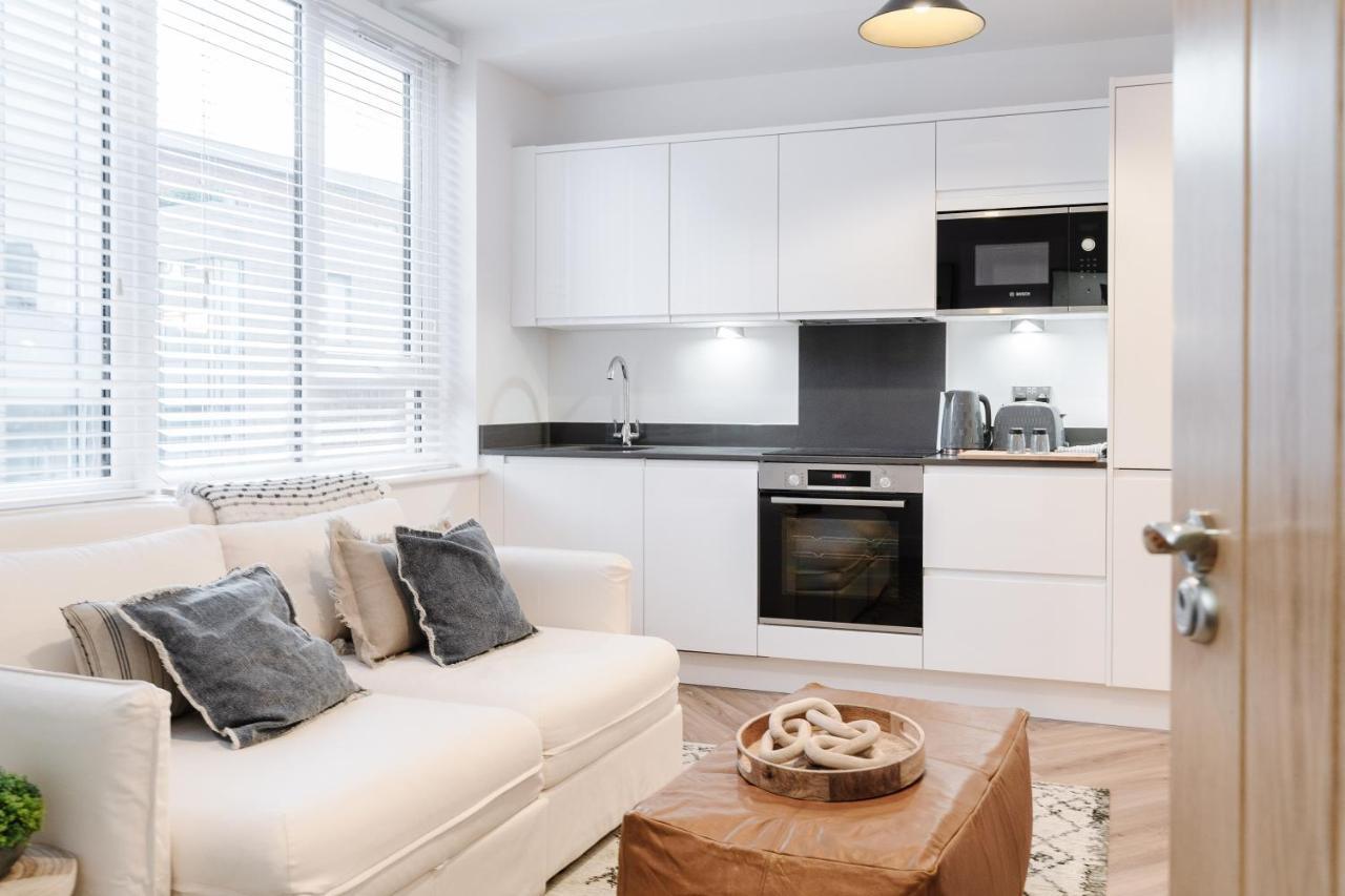 Royal House Stylish Apartments - Chester Buitenkant foto